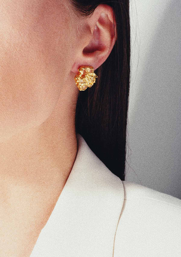 HOUSE OF VINCENT mythical fate earrings gilded