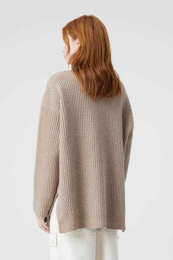CLOSED TURTLE NECK WITH ZIP