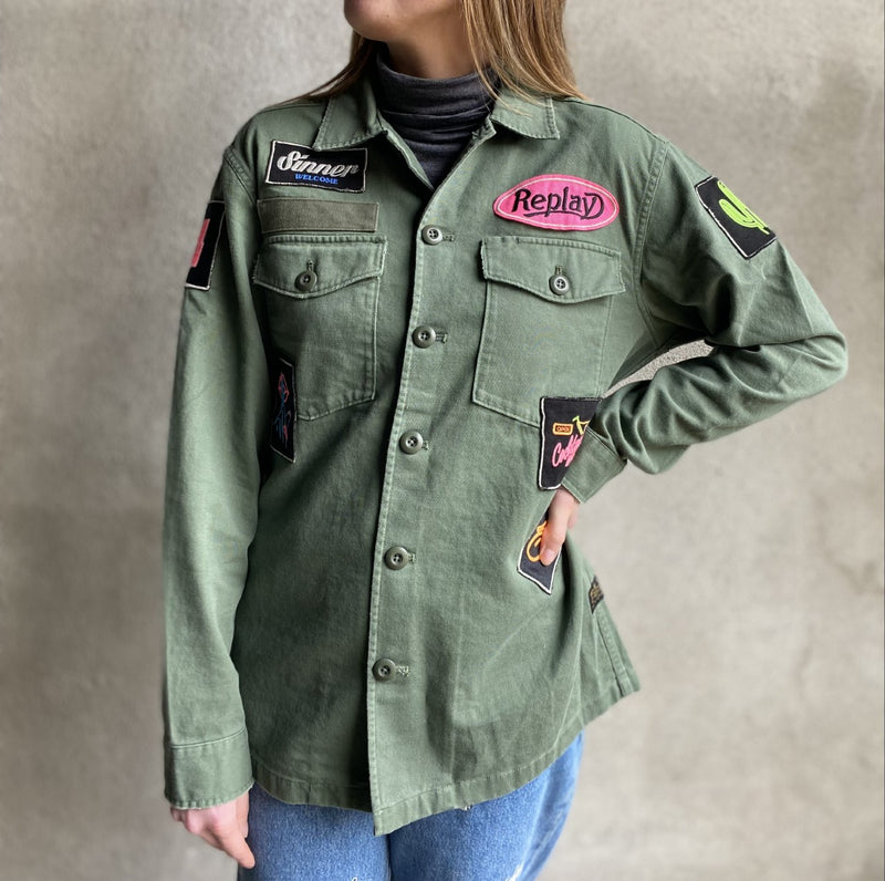 REPLAY GREEN JACKET W. PATCHES